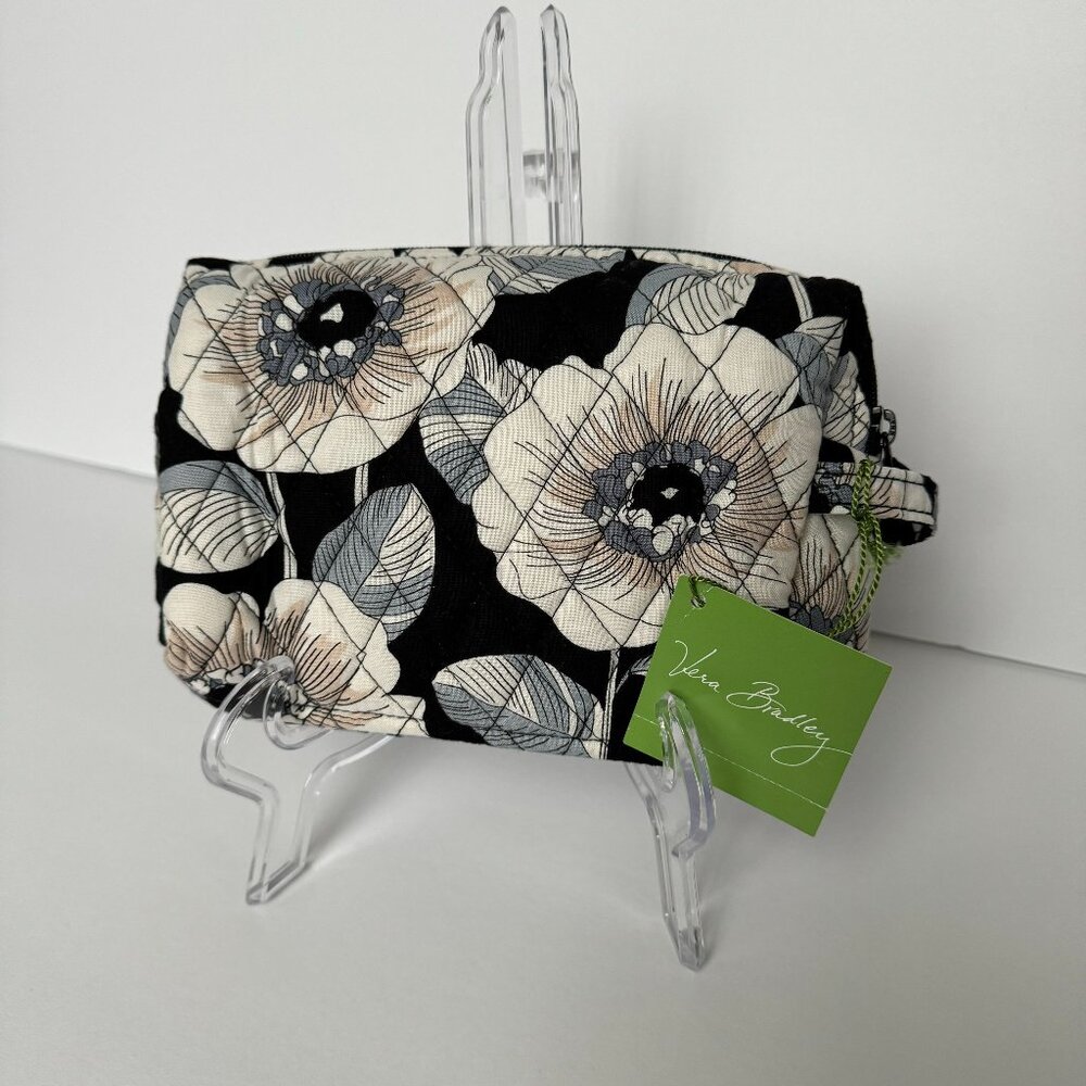 NWT Vera Bradley, Medium Cosmetic Bag, Camellia Pattern